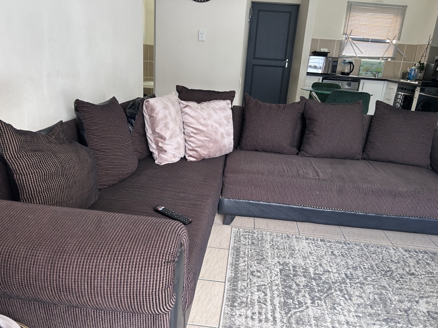 2 Bedroom Property for Sale in Parklands East Western Cape